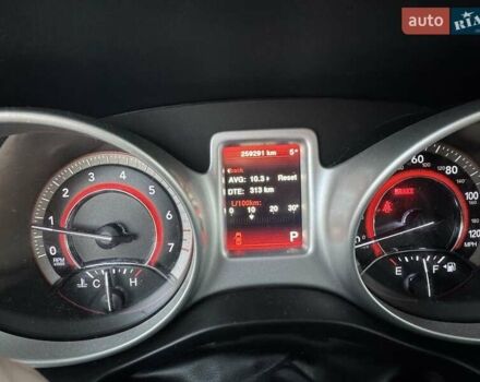 Сірий Додж Джорні, об'ємом двигуна 2.4 л та пробігом 259 тис. км за 13500 $, фото 6 на Automoto.ua