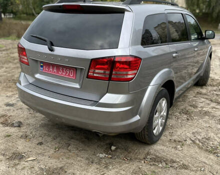 Сірий Додж Джорні, об'ємом двигуна 2.36 л та пробігом 258 тис. км за 9100 $, фото 11 на Automoto.ua