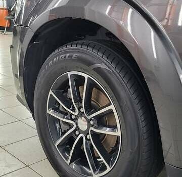 Серый Додж Джорни, объемом двигателя 2.36 л и пробегом 190 тыс. км за 14500 $, фото 10 на Automoto.ua