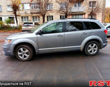 Серый Додж Джорни, объемом двигателя 2.4 л и пробегом 180 тыс. км за 11500 $, фото 1 на Automoto.ua