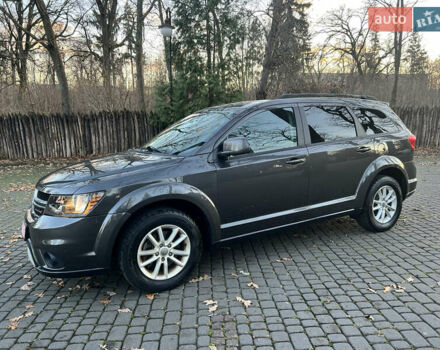 Сірий Додж Джорні, об'ємом двигуна 2.36 л та пробігом 117 тис. км за 10200 $, фото 6 на Automoto.ua