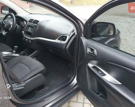 Серый Додж Джорни, объемом двигателя 2.36 л и пробегом 221 тыс. км за 11700 $, фото 12 на Automoto.ua