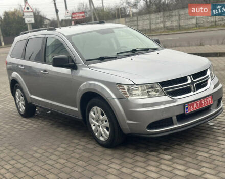 Серый Додж Джорни, объемом двигателя 2.4 л и пробегом 278 тыс. км за 10650 $, фото 7 на Automoto.ua