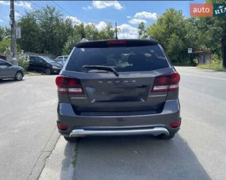 Сірий Додж Джорні, об'ємом двигуна 2.36 л та пробігом 182 тис. км за 11500 $, фото 2 на Automoto.ua