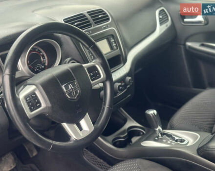 Серый Додж Джорни, объемом двигателя 2.4 л и пробегом 278 тыс. км за 10650 $, фото 12 на Automoto.ua