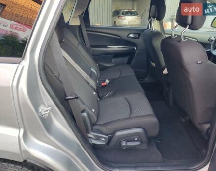 Серый Додж Джорни, объемом двигателя 2.4 л и пробегом 146 тыс. км за 10800 $, фото 18 на Automoto.ua