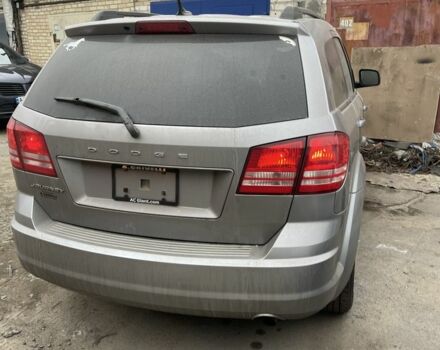 Серый Додж Джорни, объемом двигателя 2.4 л и пробегом 209 тыс. км за 8200 $, фото 5 на Automoto.ua