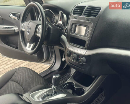 Серый Додж Джорни, объемом двигателя 2.4 л и пробегом 278 тыс. км за 10650 $, фото 15 на Automoto.ua