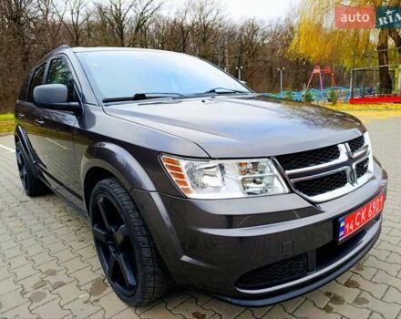 Сірий Додж Джорні, об'ємом двигуна 2.4 л та пробігом 153 тис. км за 10999 $, фото 4 на Automoto.ua