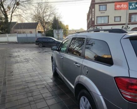 Серый Додж Джорни, объемом двигателя 2.4 л и пробегом 146 тыс. км за 10800 $, фото 6 на Automoto.ua