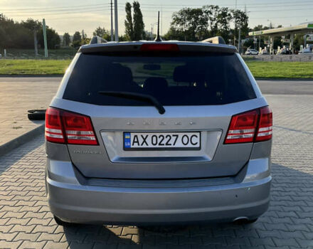 Серый Додж Джорни, объемом двигателя 2.36 л и пробегом 192 тыс. км за 12400 $, фото 4 на Automoto.ua