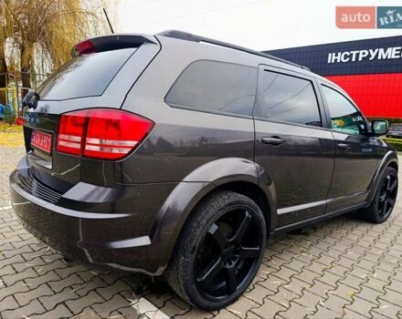 Сірий Додж Джорні, об'ємом двигуна 2.4 л та пробігом 153 тис. км за 10999 $, фото 9 на Automoto.ua