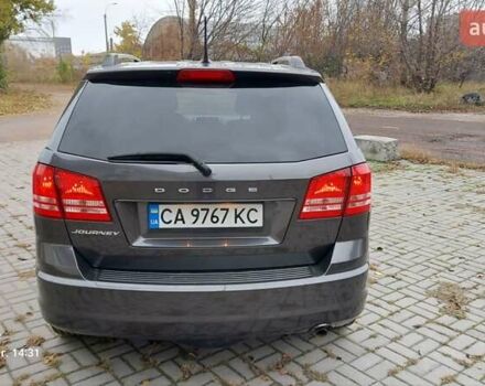 Серый Додж Джорни, объемом двигателя 2.36 л и пробегом 221 тыс. км за 11700 $, фото 7 на Automoto.ua