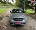 Сірий Додж Джорні, об'ємом двигуна 2.36 л та пробігом 177 тис. км за 10800 $, фото 4 на Automoto.ua