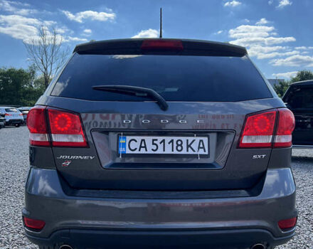 Сірий Додж Джорні, об'ємом двигуна 3.6 л та пробігом 158 тис. км за 11700 $, фото 4 на Automoto.ua