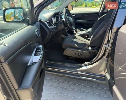 Серый Додж Джорни, объемом двигателя 3.6 л и пробегом 159 тыс. км за 15400 $, фото 17 на Automoto.ua