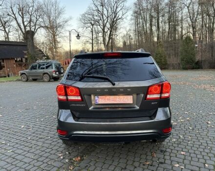 Серый Додж Джорни, объемом двигателя 2.4 л и пробегом 117 тыс. км за 10200 $, фото 4 на Automoto.ua