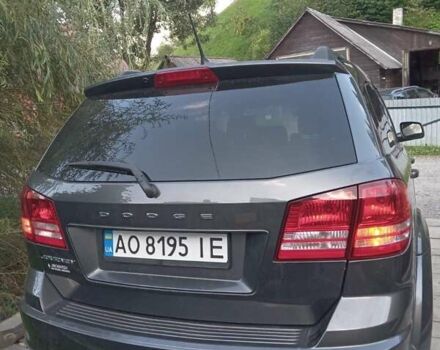 Сірий Додж Джорні, об'ємом двигуна 2.36 л та пробігом 104 тис. км за 10800 $, фото 6 на Automoto.ua