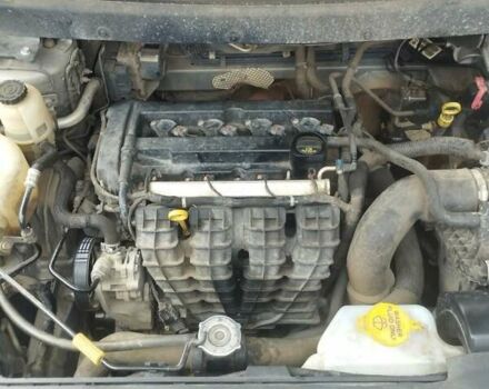 Серый Додж Джорни, объемом двигателя 2.4 л и пробегом 261 тыс. км за 8750 $, фото 12 на Automoto.ua