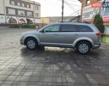 Серый Додж Джорни, объемом двигателя 2.4 л и пробегом 146 тыс. км за 10800 $, фото 7 на Automoto.ua