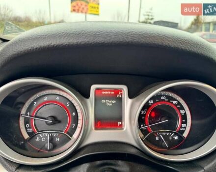 Серый Додж Джорни, объемом двигателя 2.36 л и пробегом 106 тыс. км за 15500 $, фото 10 на Automoto.ua