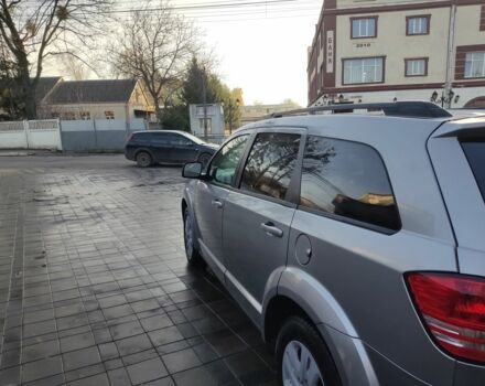 Серый Додж Джорни, объемом двигателя 2.4 л и пробегом 146 тыс. км за 10800 $, фото 5 на Automoto.ua