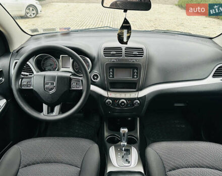 Серый Додж Джорни, объемом двигателя 2.36 л и пробегом 165 тыс. км за 10999 $, фото 15 на Automoto.ua