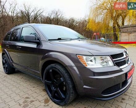 Сірий Додж Джорні, об'ємом двигуна 2.4 л та пробігом 153 тис. км за 10999 $, фото 5 на Automoto.ua