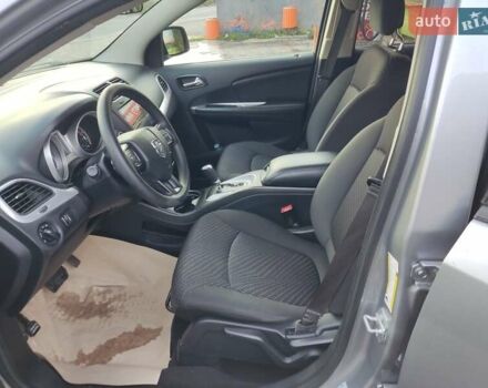 Серый Додж Джорни, объемом двигателя 2.4 л и пробегом 146 тыс. км за 10800 $, фото 10 на Automoto.ua