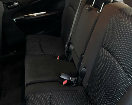 Сірий Додж Джорні, об'ємом двигуна 2.36 л та пробігом 117 тис. км за 10200 $, фото 13 на Automoto.ua