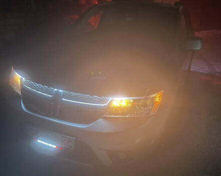 Серый Додж Джорни, объемом двигателя 2.36 л и пробегом 275 тыс. км за 13500 $, фото 6 на Automoto.ua