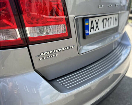 Сірий Додж Джорні, об'ємом двигуна 3.6 л та пробігом 165 тис. км за 11900 $, фото 5 на Automoto.ua