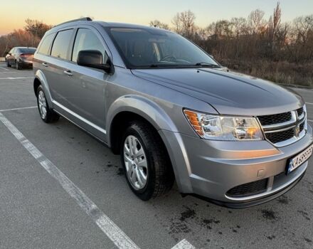 Сірий Додж Джорні, об'ємом двигуна 2.4 л та пробігом 259 тис. км за 13500 $, фото 2 на Automoto.ua
