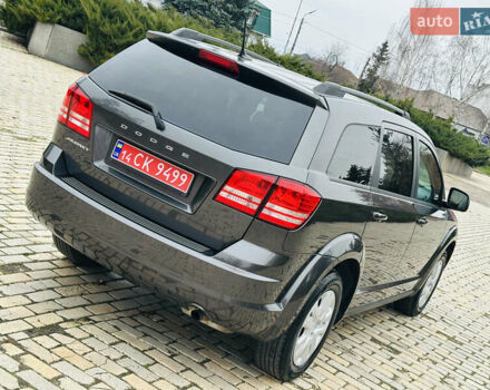 Серый Додж Джорни, объемом двигателя 2.36 л и пробегом 165 тыс. км за 10999 $, фото 9 на Automoto.ua