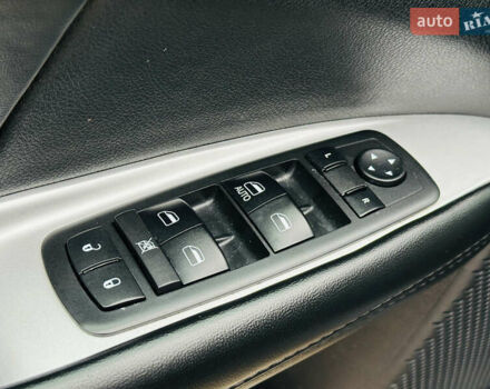 Серый Додж Джорни, объемом двигателя 2.36 л и пробегом 165 тыс. км за 10999 $, фото 24 на Automoto.ua