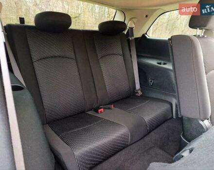 Сірий Додж Джорні, об'ємом двигуна 2.4 л та пробігом 153 тис. км за 10999 $, фото 16 на Automoto.ua