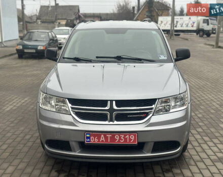 Серый Додж Джорни, объемом двигателя 2.4 л и пробегом 278 тыс. км за 10650 $, фото 8 на Automoto.ua
