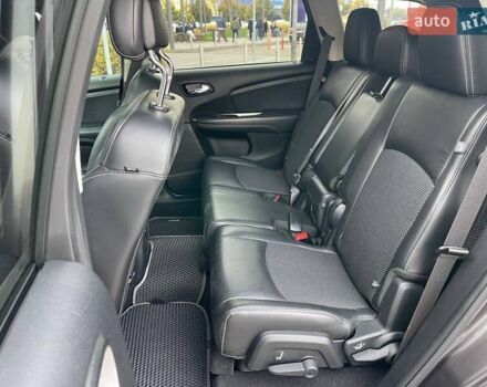 Серый Додж Джорни, объемом двигателя 3.61 л и пробегом 98 тыс. км за 17990 $, фото 9 на Automoto.ua