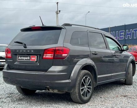 Серый Додж Джорни, объемом двигателя 2.4 л и пробегом 58 тыс. км за 13490 $, фото 8 на Automoto.ua