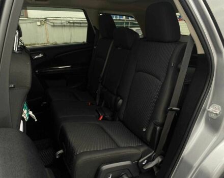 Серый Додж Джорни, объемом двигателя 2.4 л и пробегом 97 тыс. км за 11490 $, фото 14 на Automoto.ua