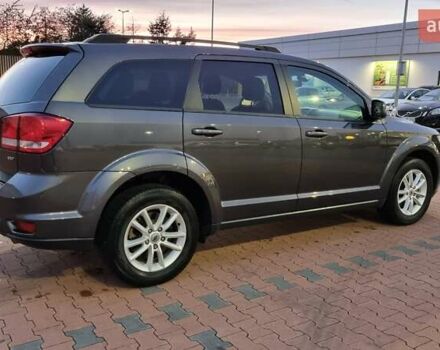 Серый Додж Джорни, объемом двигателя 2.4 л и пробегом 176 тыс. км за 11800 $, фото 6 на Automoto.ua