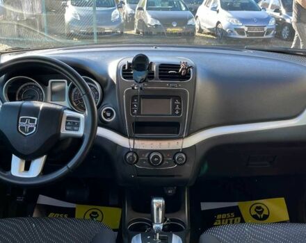 Серый Додж Джорни, объемом двигателя 2.4 л и пробегом 123 тыс. км за 13150 $, фото 8 на Automoto.ua