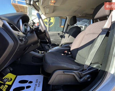 Серый Додж Джорни, объемом двигателя 2.36 л и пробегом 123 тыс. км за 13150 $, фото 18 на Automoto.ua