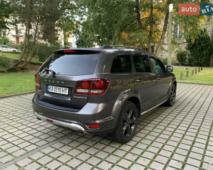 Серый Додж Джорни, объемом двигателя 3.6 л и пробегом 124 тыс. км за 14000 $, фото 5 на Automoto.ua