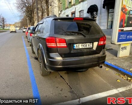 Серый Додж Джорни, объемом двигателя 2.4 л и пробегом 163 тыс. км за 11000 $, фото 3 на Automoto.ua