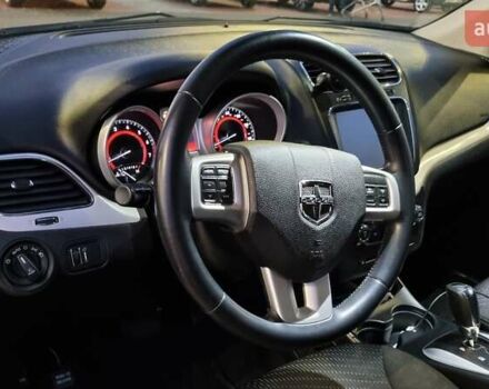 Серый Додж Джорни, объемом двигателя 2.4 л и пробегом 176 тыс. км за 11800 $, фото 8 на Automoto.ua