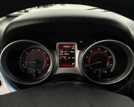 Серый Додж Джорни, объемом двигателя 2.4 л и пробегом 97 тыс. км за 11490 $, фото 18 на Automoto.ua