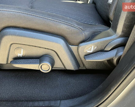 Серый Додж Джорни, объемом двигателя 2.36 л и пробегом 123 тыс. км за 13150 $, фото 16 на Automoto.ua