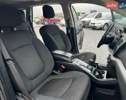 Сірий Додж Джорні, об'ємом двигуна 2.4 л та пробігом 58 тис. км за 13390 $, фото 40 на Automoto.ua