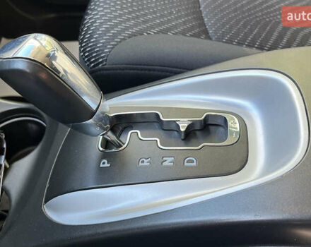 Серый Додж Джорни, объемом двигателя 2.36 л и пробегом 123 тыс. км за 13150 $, фото 12 на Automoto.ua